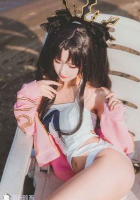 老翁的大肉蟒进进出出视频