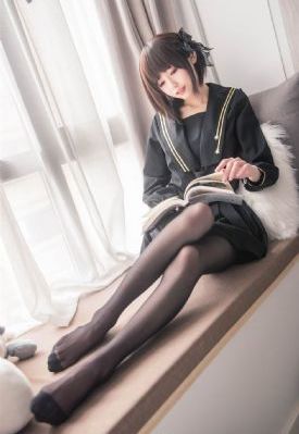 正常女的下面扒开会有小须须吗